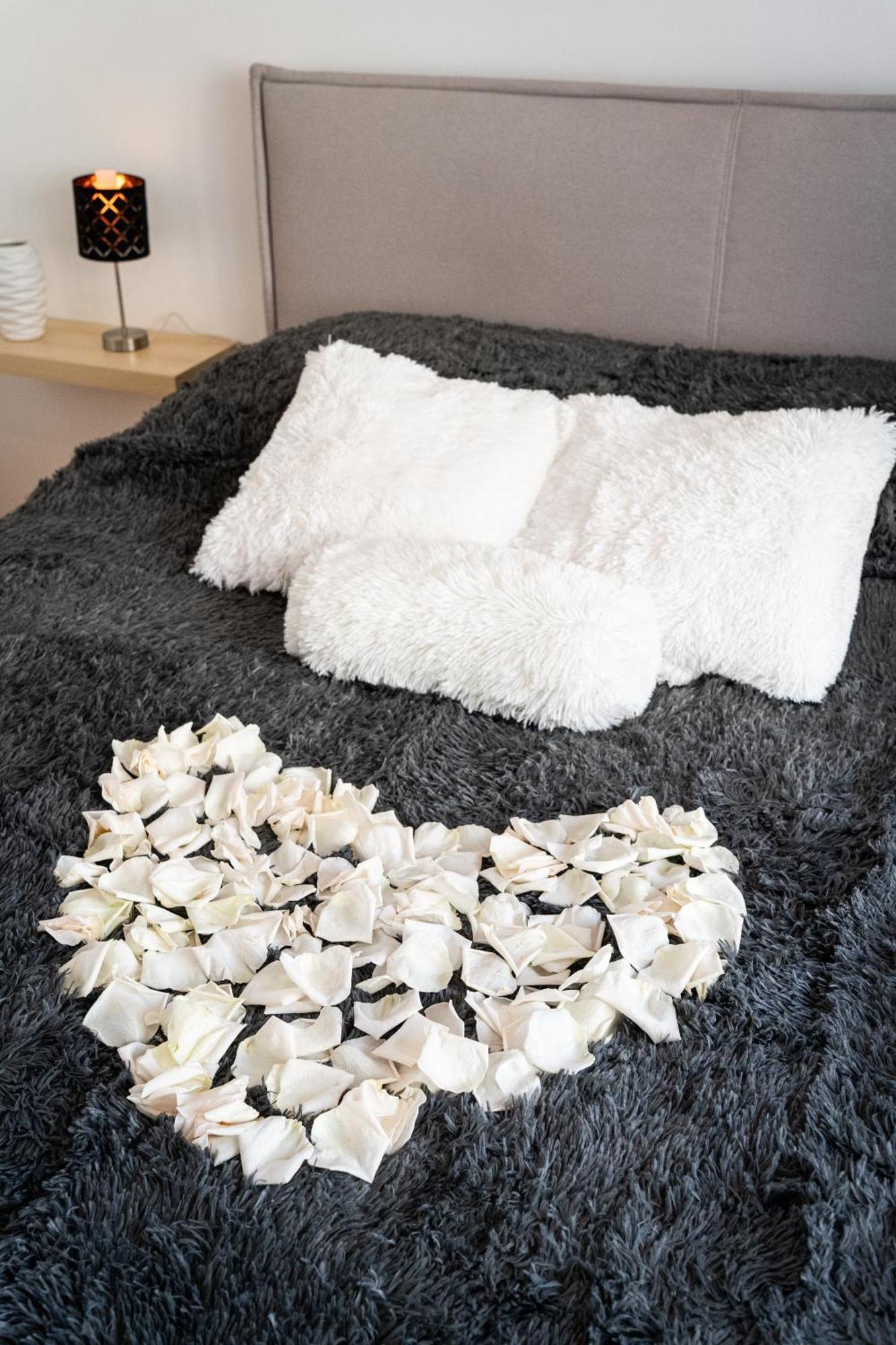 Kingdom Of 3 Roses Apartman Prága Kültér fotó